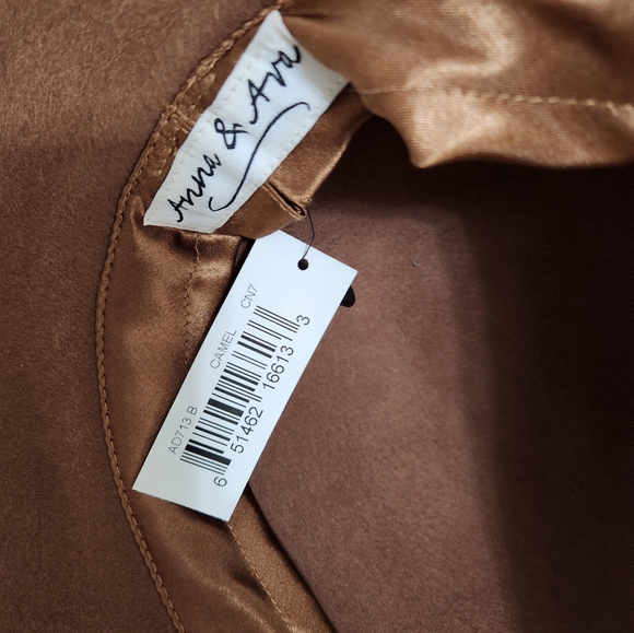 Camel colored wool  fedora hat with wide brim - Picture 5 of 5